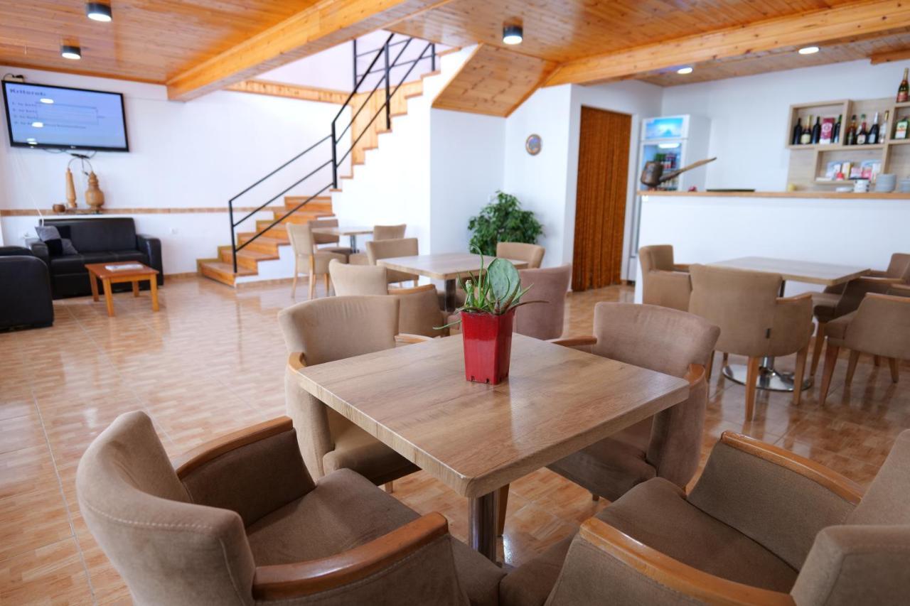 Eden Hotel Saranda Extérieur photo